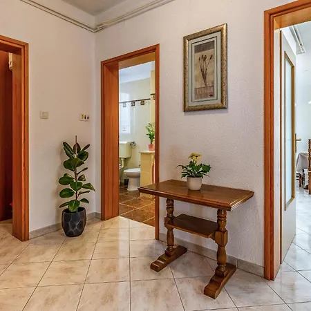 Apartment Beautiful In *